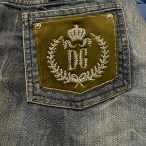 Dolce & Gabbana Jeans - awesome & unique.  Size 30